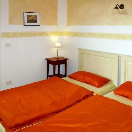 Lovera Sleeps 17 Pool Wifi Apartman Belvedere Langhe