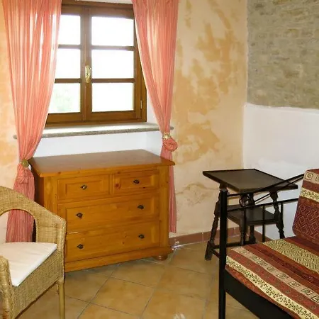Lovera Sleeps 17 Pool Wifi Apartman Belvedere Langhe