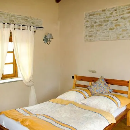 Lovera Sleeps 17 Pool Wifi Apartman Belvedere Langhe