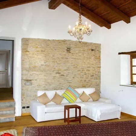 Apartman Lovera Sleeps 17 Pool Wifi